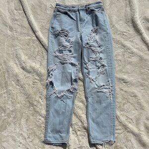 American Eagle Light Wash Distressed Mom Jeans | Size 0 | Y2K Grunge Vibes